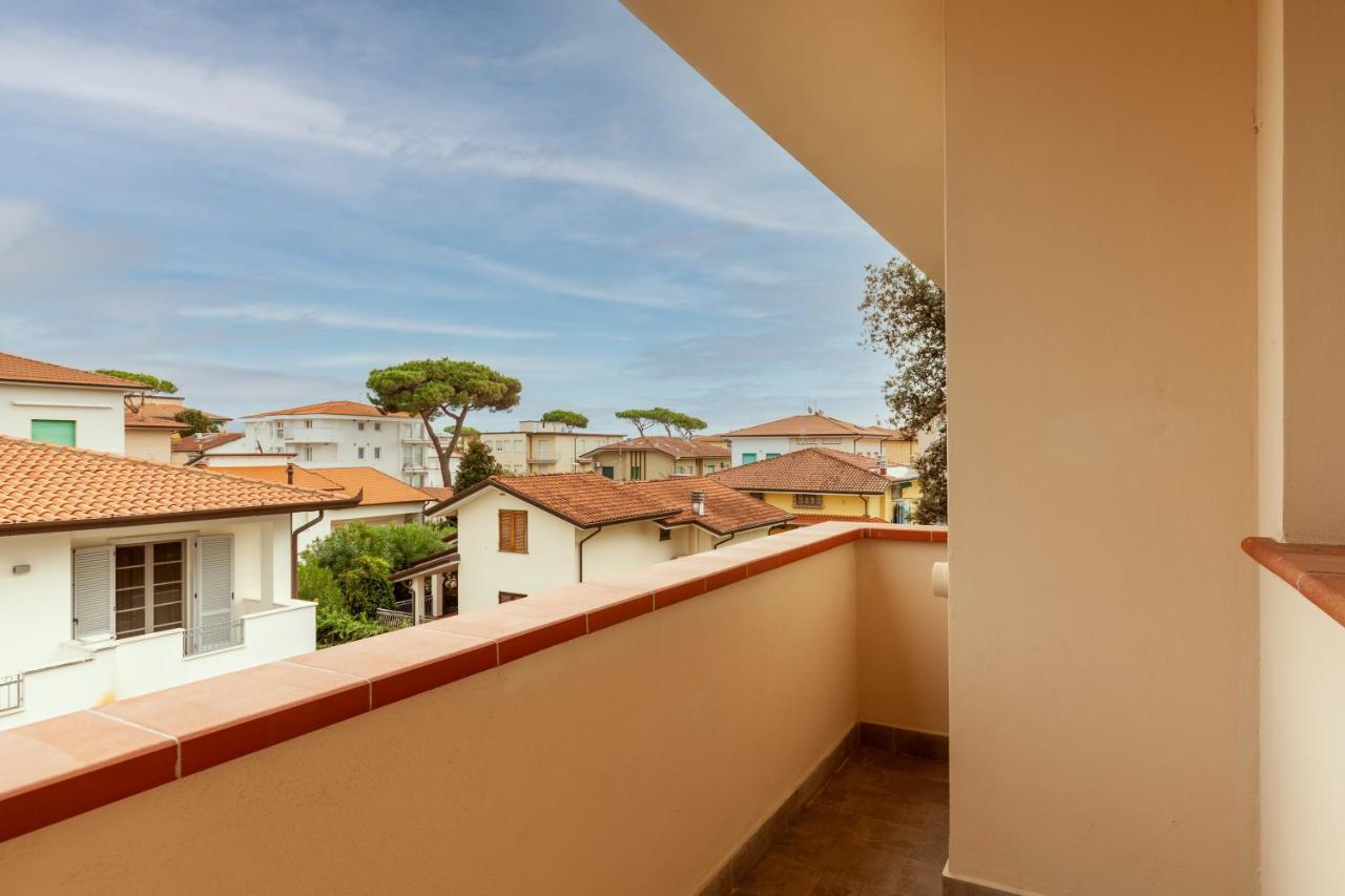 Residence Caravel 25 Lido di Camaiore Eksteriør billede