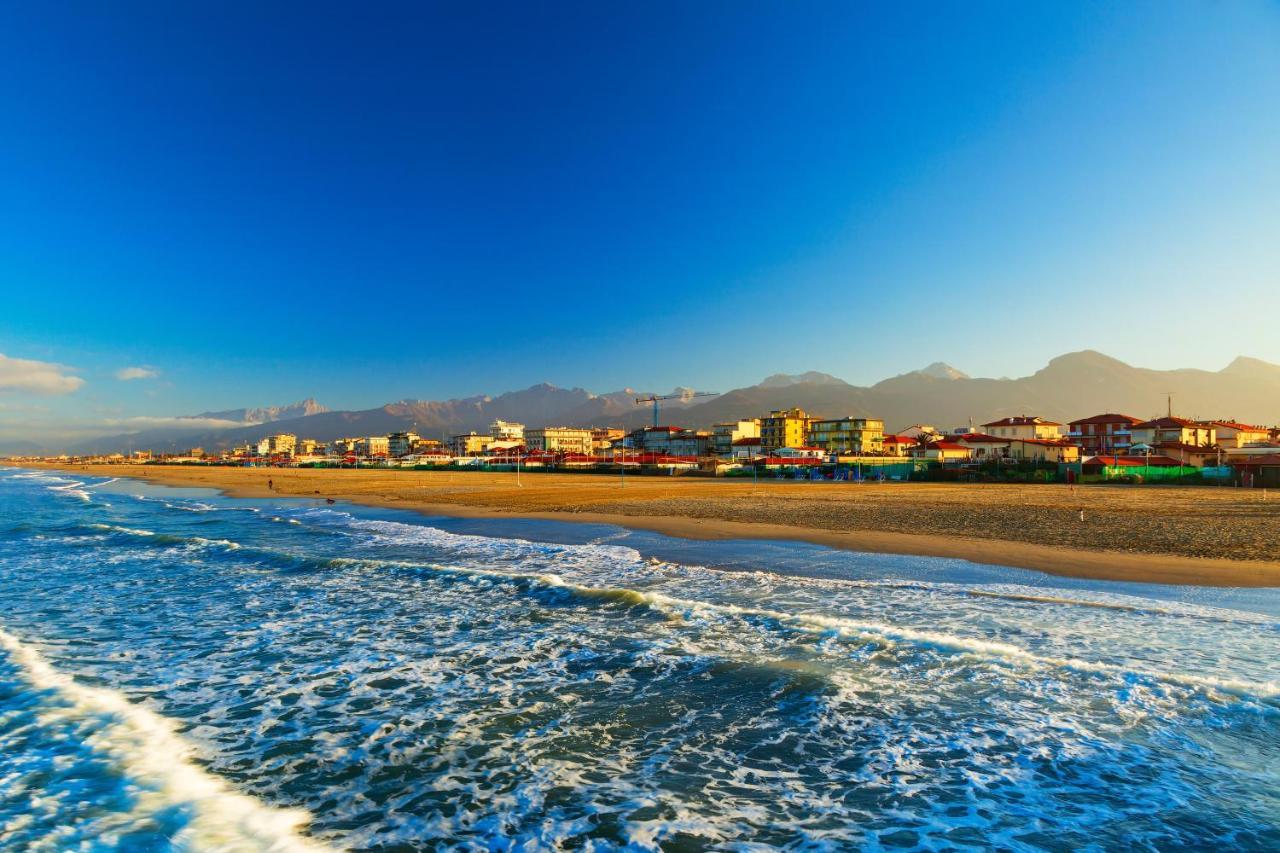 Residence Caravel 25 Lido di Camaiore Eksteriør billede